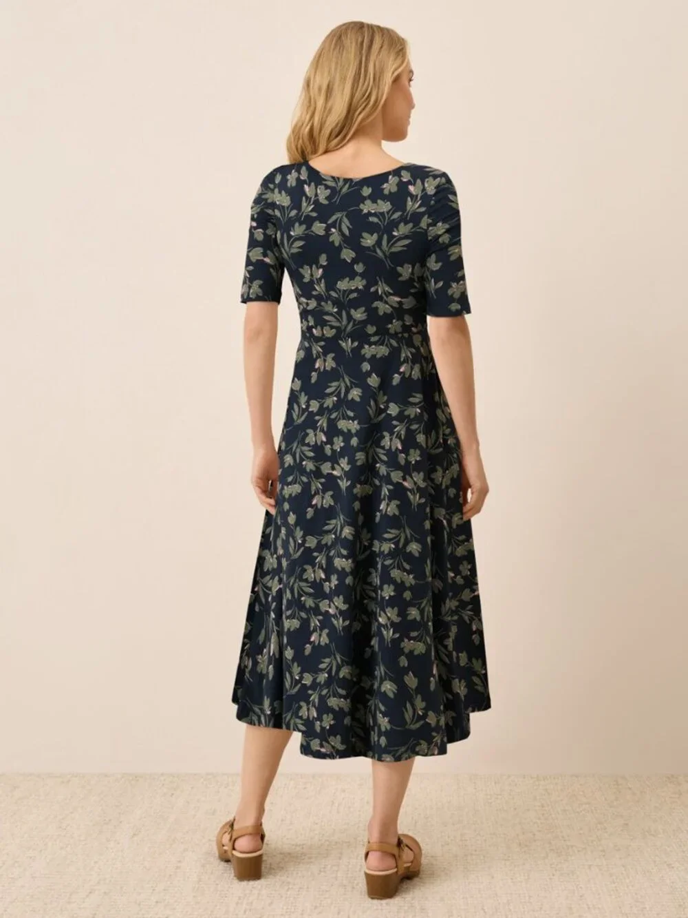 Pact Organic Fit & Flare Signature Scoop Dress Painted Petals Midnight Blue XL - Picture 2 of 9